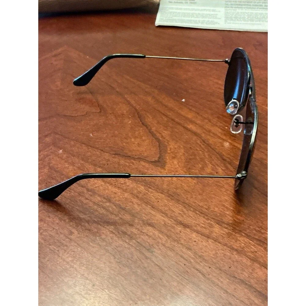 ⁠Vintage B&L Ray-Ban USA Aviator Sunglasses Black Metal Frame G-15 Glass Lens 3